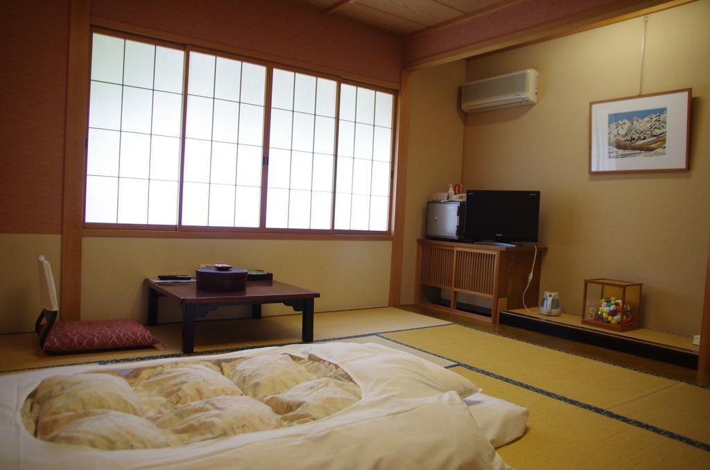 Konji Ryokan Takayama  Room photo